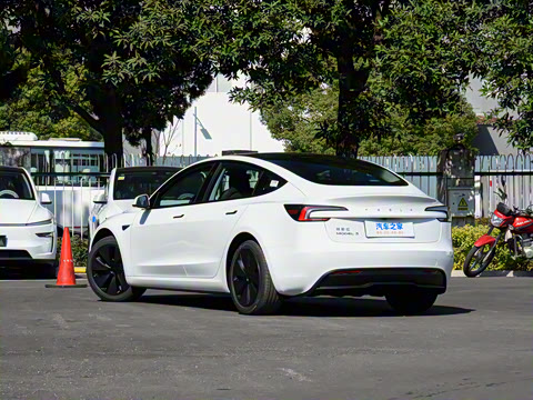 2025�� �Ŀ� ����������