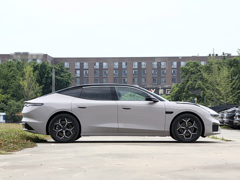 2026�� 701 ������ Ultra
