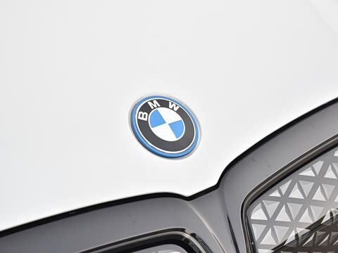 2026�� �Ŀ� eDrive 40 L ��ҹ��װ