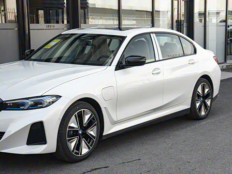 2026�� eDrive 40 L ��ҹ�˶���װ