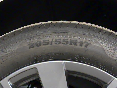 2026�� ���L 300TSI ��а�