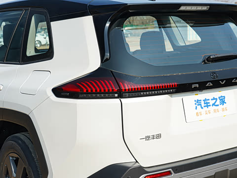 2026�� 2.0L ����������