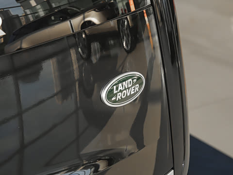 2025�� 3.0 L6 400PS �����ӳ���