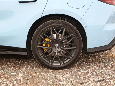 2025�� EV 701KM�����״�������