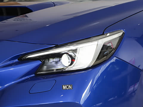 2025�� 2.4T CVT Wagon tS EyeSight