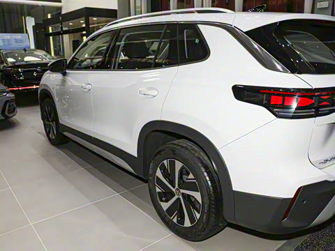 2026�� ̽��L 300TSI ������Ӣ