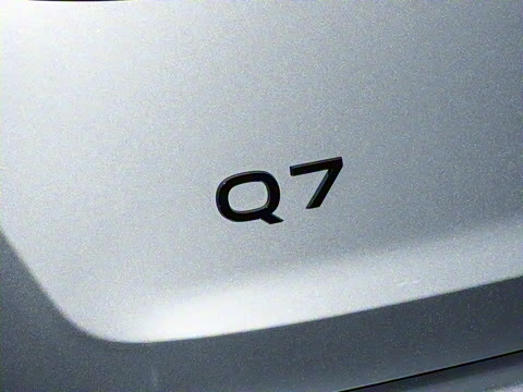 2025�� 55 TFSI quattro S line�����