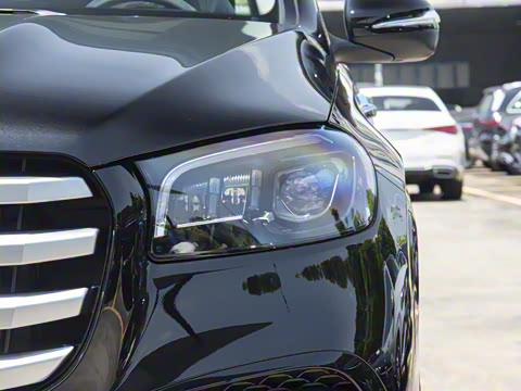 2025�� �Ŀ� GLS 450 4MATIC ʱ����