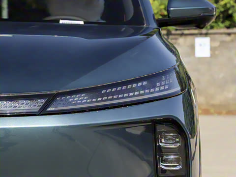 2025�� 185KM�����