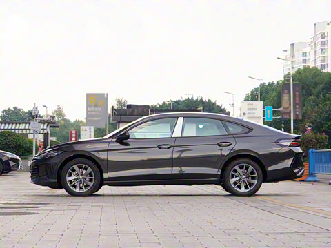 2026�� ���L 300TSI ��а�