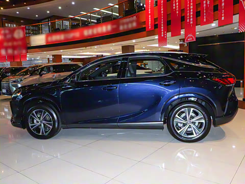 2026�� 350h ����������