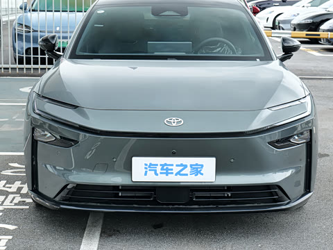 2026�� 700 Max