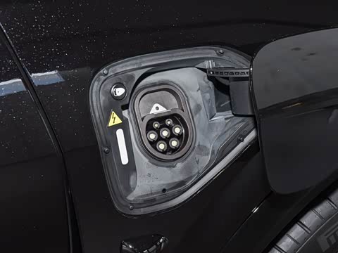 2026�� 600 SE 5��