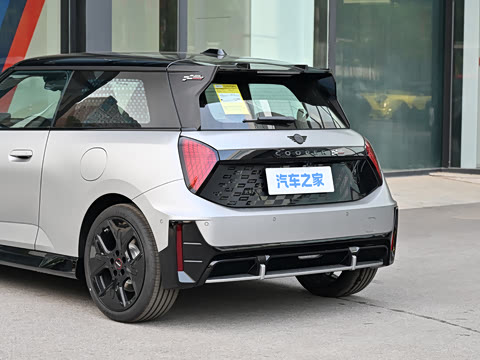 2026�� JOHN COOPER WORKS �й��ر��