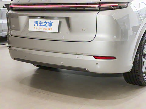 2025�� Pro ���ܻ��°�