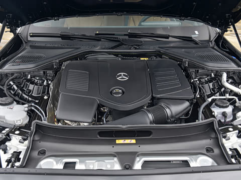 2026�� �Ŀ� E 260 �˶���