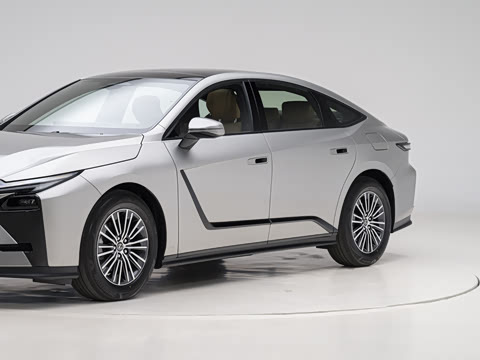 2026�� 300h ������