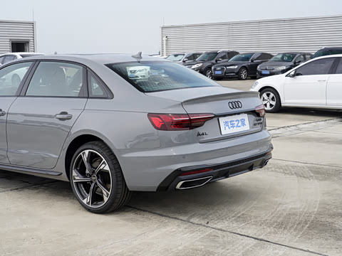 2026�� 200���������� 40 TFSI ���������� B&O ��ҹ��