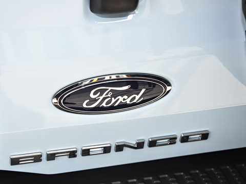 2025�� 2.3T 1966��Ű�