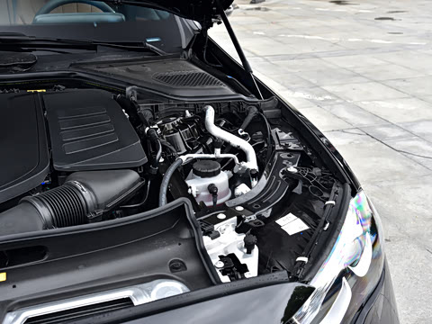 2026�� E 260 L 4MATIC