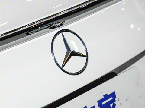 2025�� AMG C 43 4MATIC