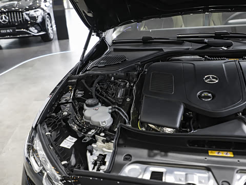 2026�� �Ŀ� E 260 L