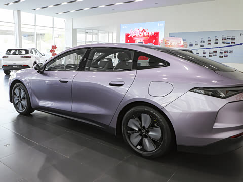 2026�� ���� 565 Plus