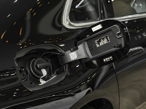 2026�� �Ŀ� E 260 L