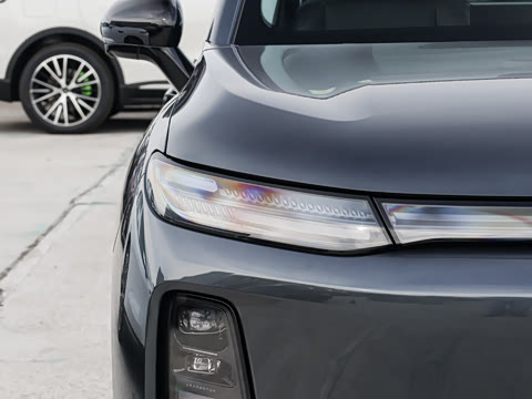 2027�� 660������