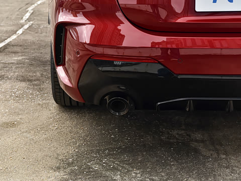 2026�� 430i M�˶���ҹ��װ