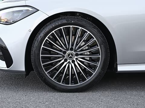 2026�� CLE 300 4MATIC �����ͽ��ܳ�