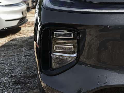 2025�� 215����������