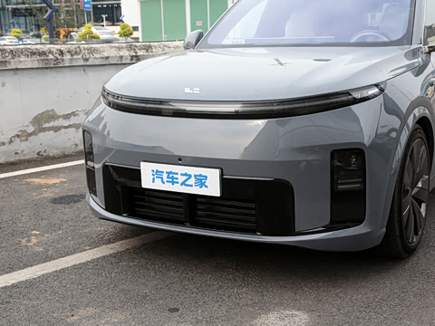 2026�� Livis