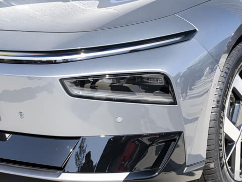 2026�� ���� 1550 Max �콢��