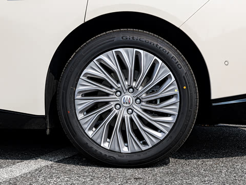 2025�� ��ά��