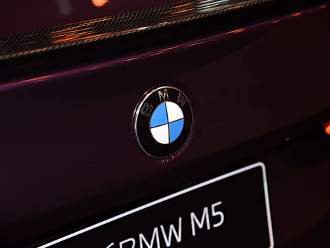 2025�� M5