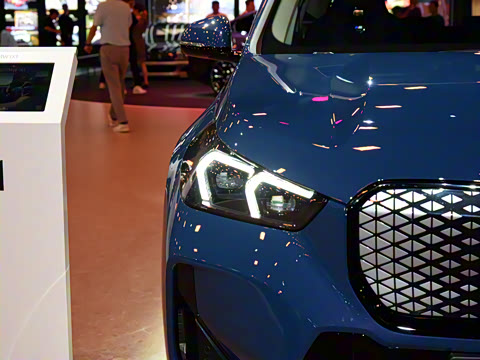 2025�� xDrive30L M�˶���ҹ��װ