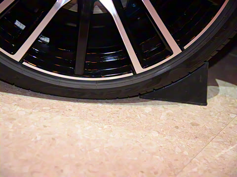 2025�� xDrive 40Li ������M�˶���ҹ��װ