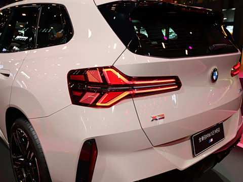 2025�� M50 xDrive