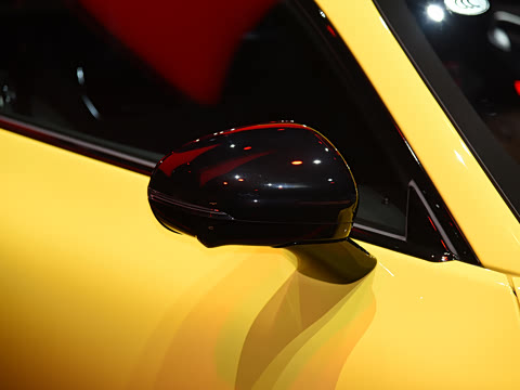 2025�� AMG GT 63 4MATIC+