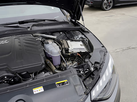 2026�� 200���������� 40 TFSI ���������� B&O ��ҹ��