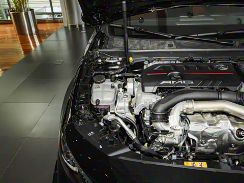 2025�� �Ŀ� AMG A 35 4MATIC