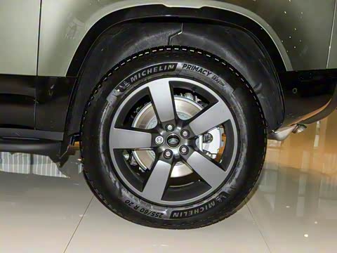 2025�� 90 3.0T P400 X-Dynamic HSE