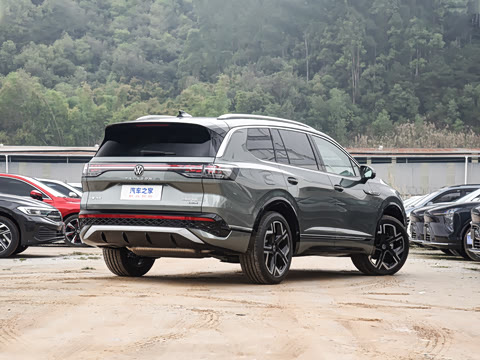 2026�� 450TSI �����콢 6��