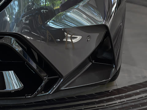 2025�� M5