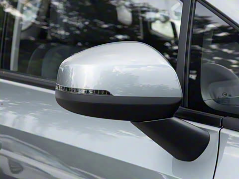 2025�� Plus 610 ������