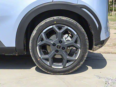 2025�� �Ǽݰ� 405km ���ڰ�