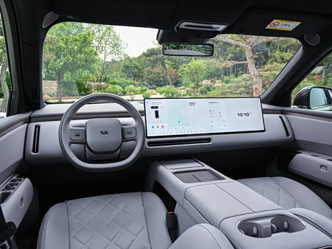 Li Auto L9 · 2026 модельный год · Livis: каталожная фотография 56