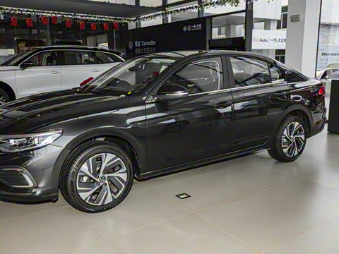 2025�� �Ŀ� 200TSI DSG����PRO��