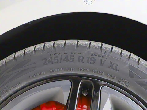 2026 007+  650 Ultra+״